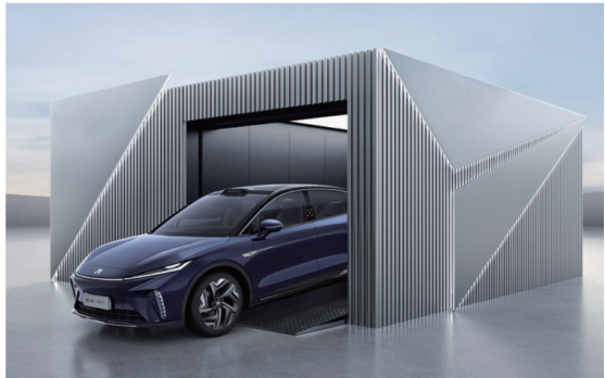 Automated battery swapping station