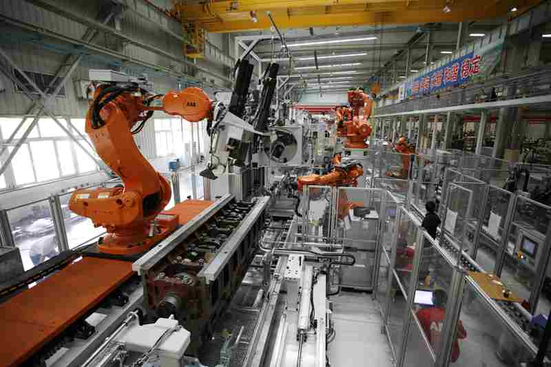 1715319640482491.jpg 我国第一条大功率高柔性、全自动化总装线在济柴竣工投产。_MG_7979.JPG